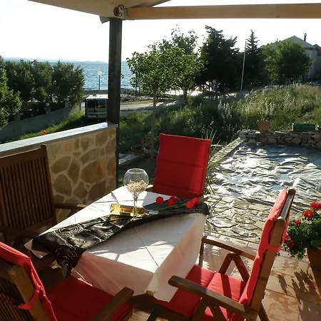 Beach House Maria Drage